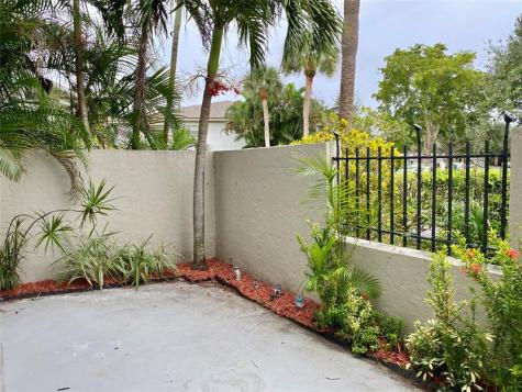 3122 SW 20th Terrace Delray Beach FL 33445