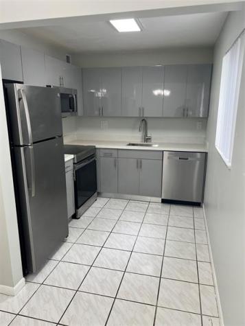 9920 NW 68th Place Tamarac FL 33321