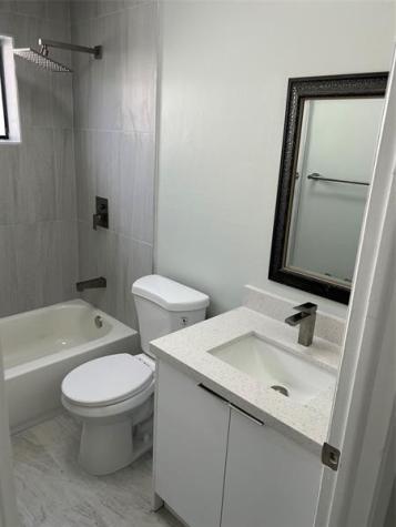 9920 NW 68th Place Tamarac FL 33321