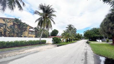 1301 NE 15th Street Fort Lauderdale FL 33304