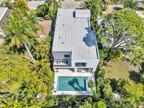 727 NE 17th Way Fort Lauderdale FL 33304