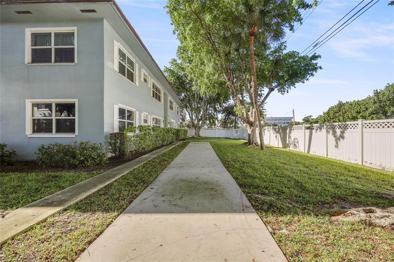 280 S Cypress Road Pompano Beach FL 33060