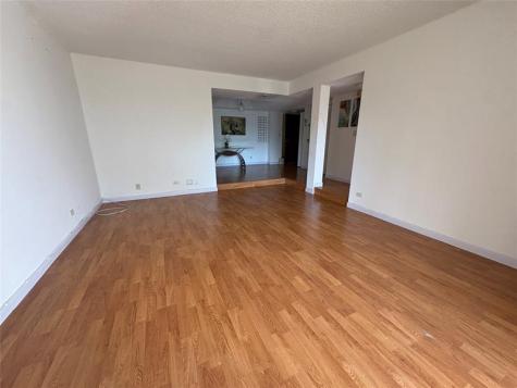 3670 Inverrary Drive Lauderhill FL 33319