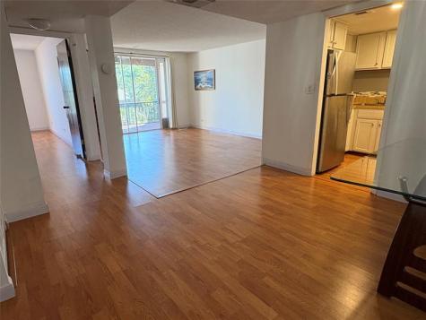 3670 Inverrary Drive Lauderhill FL 33319