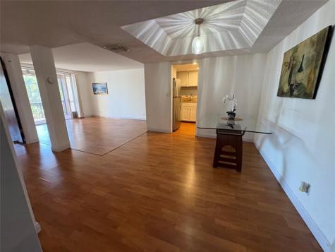 3670 Inverrary Drive Lauderhill FL 33319