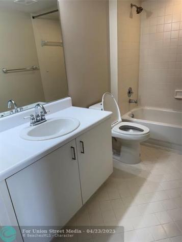 571 SW 142nd Avenue Pembroke Pines FL 33027