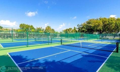 571 SW 142nd Avenue Pembroke Pines FL 33027