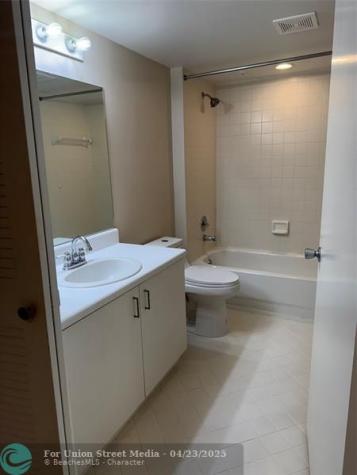 571 SW 142nd Avenue Pembroke Pines FL 33027