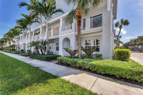 1295 Via De Fossi Boynton Beach FL 33426
