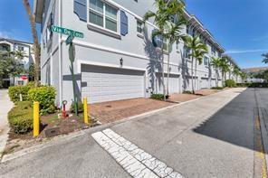 1295 Via De Fossi Boynton Beach FL 33426