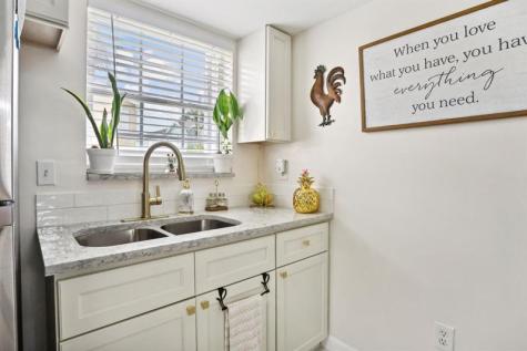 368 Waterside Drive Hypoluxo FL 33462
