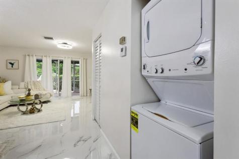368 Waterside Drive Hypoluxo FL 33462