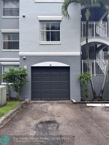 9640 NW 2nd Street Pembroke Pines FL 33024