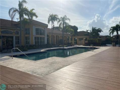 9640 NW 2nd Street Pembroke Pines FL 33024