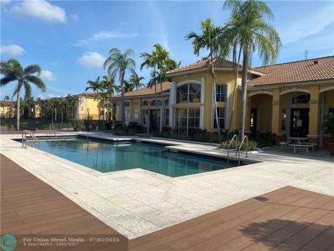 9640 NW 2nd Street Pembroke Pines FL 33024