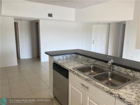 9640 NW 2nd Street Pembroke Pines FL 33024