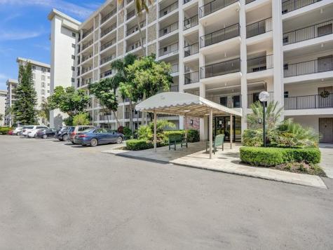 3150 N Palm Aire Drive Pompano Beach FL 33069
