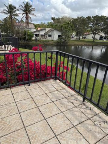 9000 Jacaranda Lane Plantation FL 33324