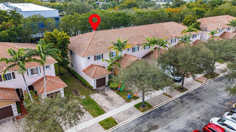 8820 S Isles Circle Tamarac FL 33321