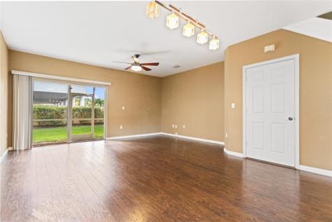 8820 S Isles Circle Tamarac FL 33321
