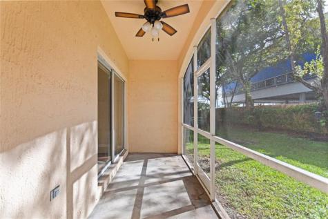 8820 S Isles Circle Tamarac FL 33321