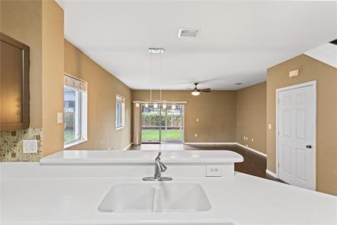 8820 S Isles Circle Tamarac FL 33321