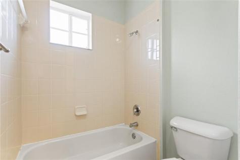 8820 S Isles Circle Tamarac FL 33321