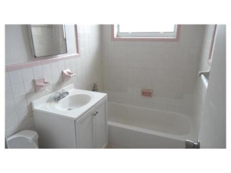 324 NW 42nd Street Oakland Park FL 33309
