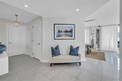 100 E Las Olas Boulevard Fort Lauderdale FL 33301