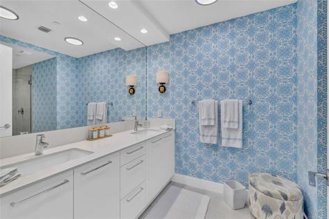 100 E Las Olas Boulevard Fort Lauderdale FL 33301