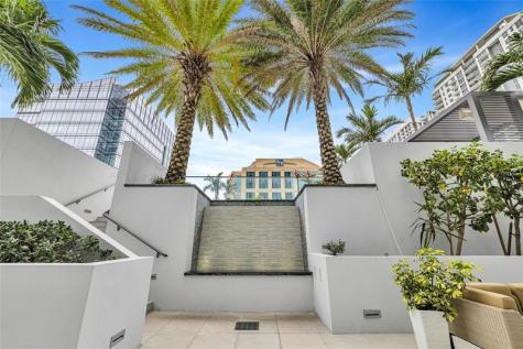 100 E Las Olas Boulevard Fort Lauderdale FL 33301