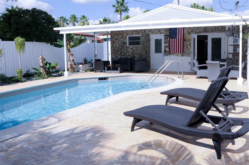 29 NE 3 Street Dania Beach FL 33004