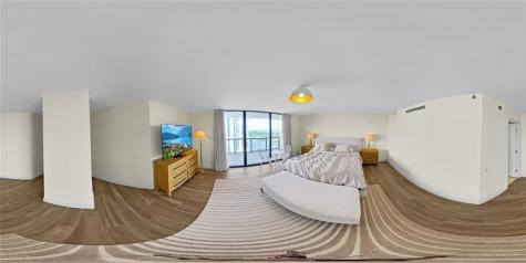 19667 Turnberry Way Miami FL 33180