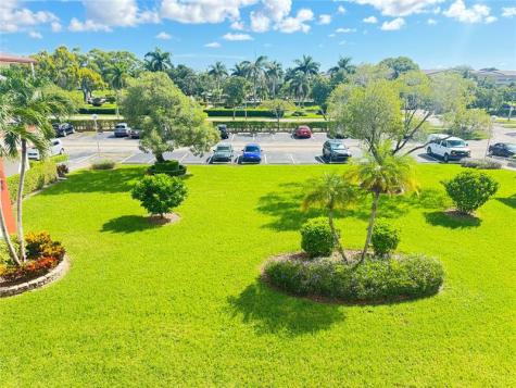 204 Brighton E Boca Raton FL 33434