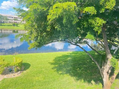 204 Brighton E Boca Raton FL 33434