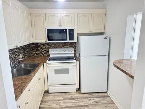 204 Brighton E Boca Raton FL 33434