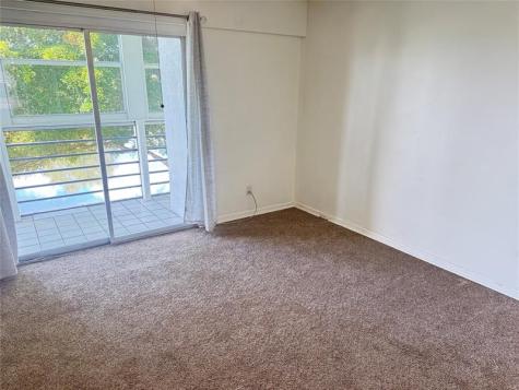 204 Brighton E Boca Raton FL 33434
