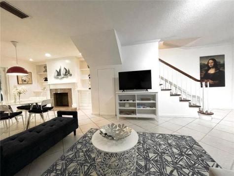 619 Kensington Place Wilton Manors FL 33305