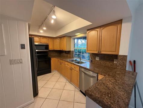 619 Kensington Place Wilton Manors FL 33305