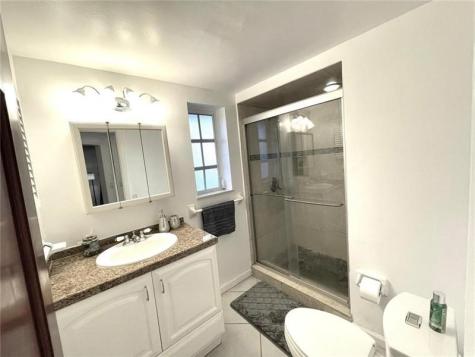619 Kensington Place Wilton Manors FL 33305