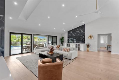 8611 Gullane Court Palm Beach Gardens FL 33412