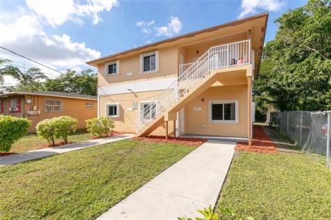 4142 NW 23rd Court Miami FL 33142