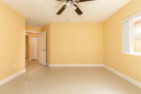 4142 NW 23rd Court Miami FL 33142