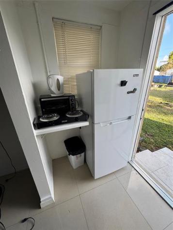 1111 N 25th Avenue Hollywood FL 33020