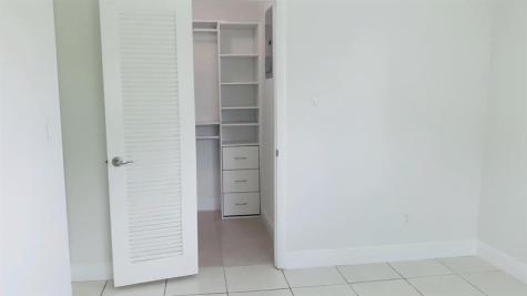 9609 NW 81st Tamarac FL 33321