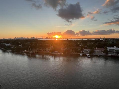5600 Collins Avenue Miami Beach FL 33140