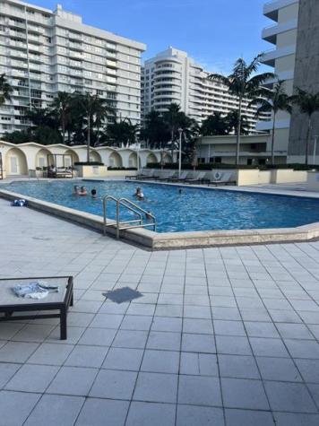 5600 Collins Avenue Miami Beach FL 33140