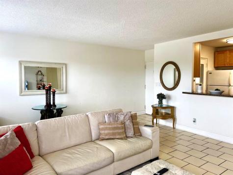 2555 NE 11th Street Fort Lauderdale FL 33304