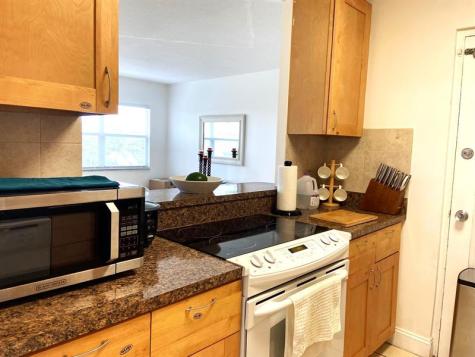 2555 NE 11th Street Fort Lauderdale FL 33304