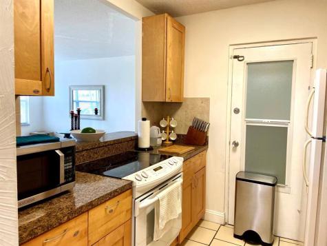 2555 NE 11th Street Fort Lauderdale FL 33304